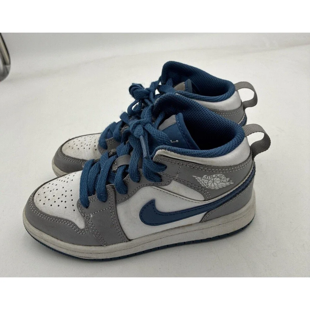 Nike Jordons jordan mid